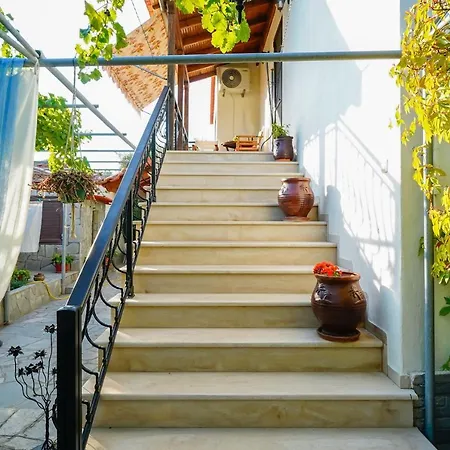 Il Giardino Case de vacanță Skála Kallirákhis